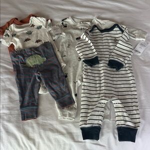 NWT Carter’s Kids Striped and Dino Set, 2 Onesies Set